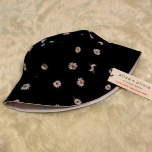 Alice + Olivia Reversible Bucket Hat